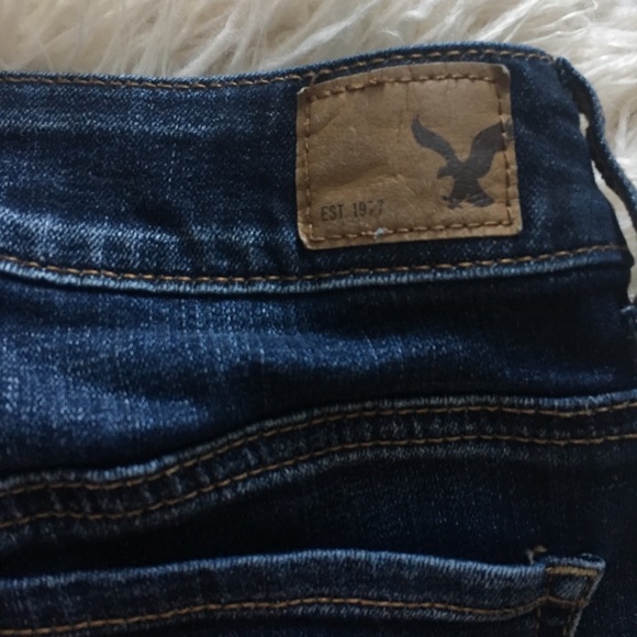 American Eagle Shorts - Picture 2 of 3